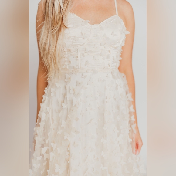 Butterfly Bustier Applique Midi Dress Cream - Picture 2 of 3